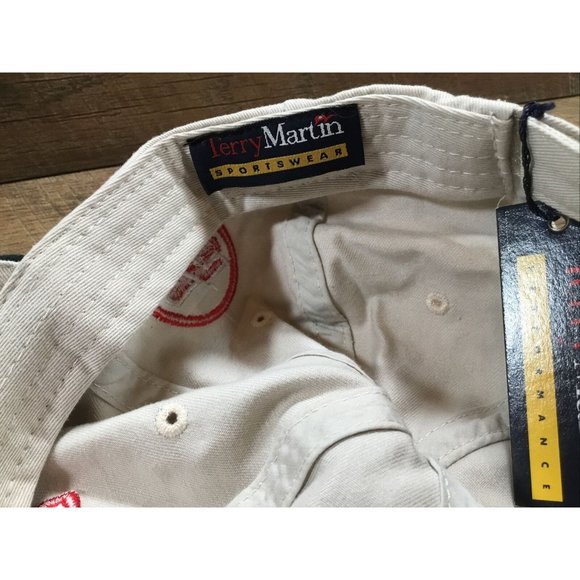 Vintage Detroit Red Wings 75 Years 2000-01 Terry Martin Sportswear Hat NWT - Picture 6 of 7